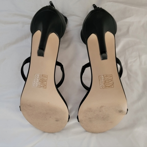 Black Heel Sandal - Call it Spring - Size 8 - Picture 8 of 10